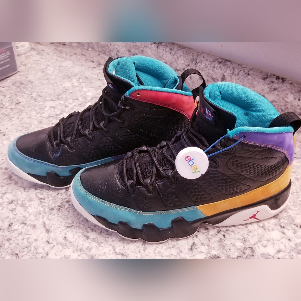 AIR JORDAN 9 DREAM IT DO IT AUTHENTICATED WITH TAG 100% GENUINE GUARANTEE